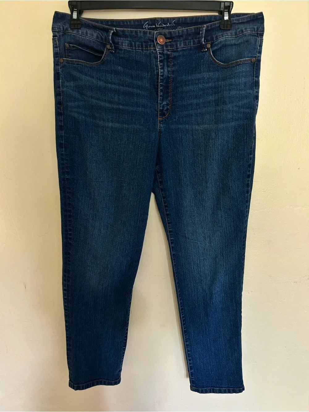 Gloria Vanderbilt Dark Blue Cropped Women's Jeans